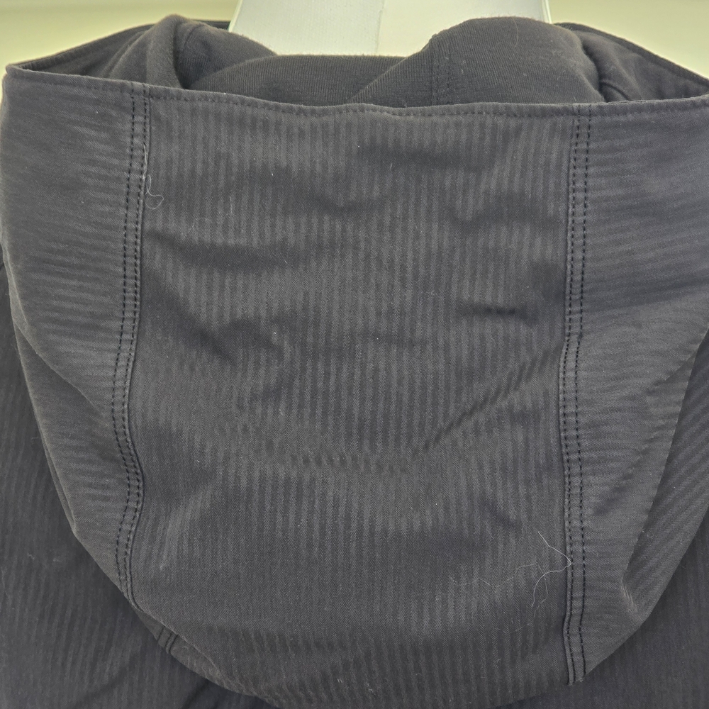 Lululemon Reversible Black Hooded Jacket Size 8 - Picture 4 of 14